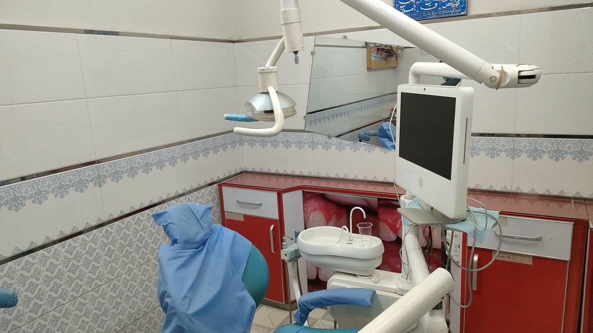 Shenzhen Dental Implants & Dental Care for Hong Kong travellers 2026 Fees: Bulk-Buy Prices, Border Clinics, Booking Methods