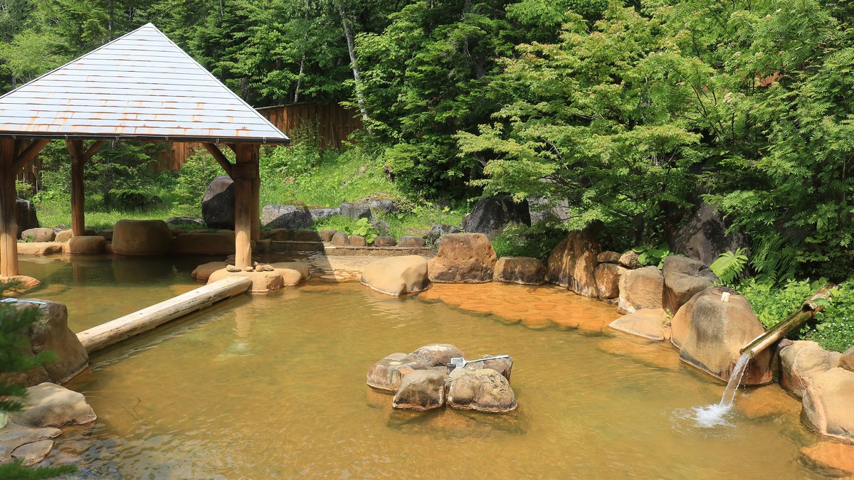 深圳泡溫泉 2026：觀瀾山水田園、石岩湖、湯悅 5 個真溫泉（門票＋交通）