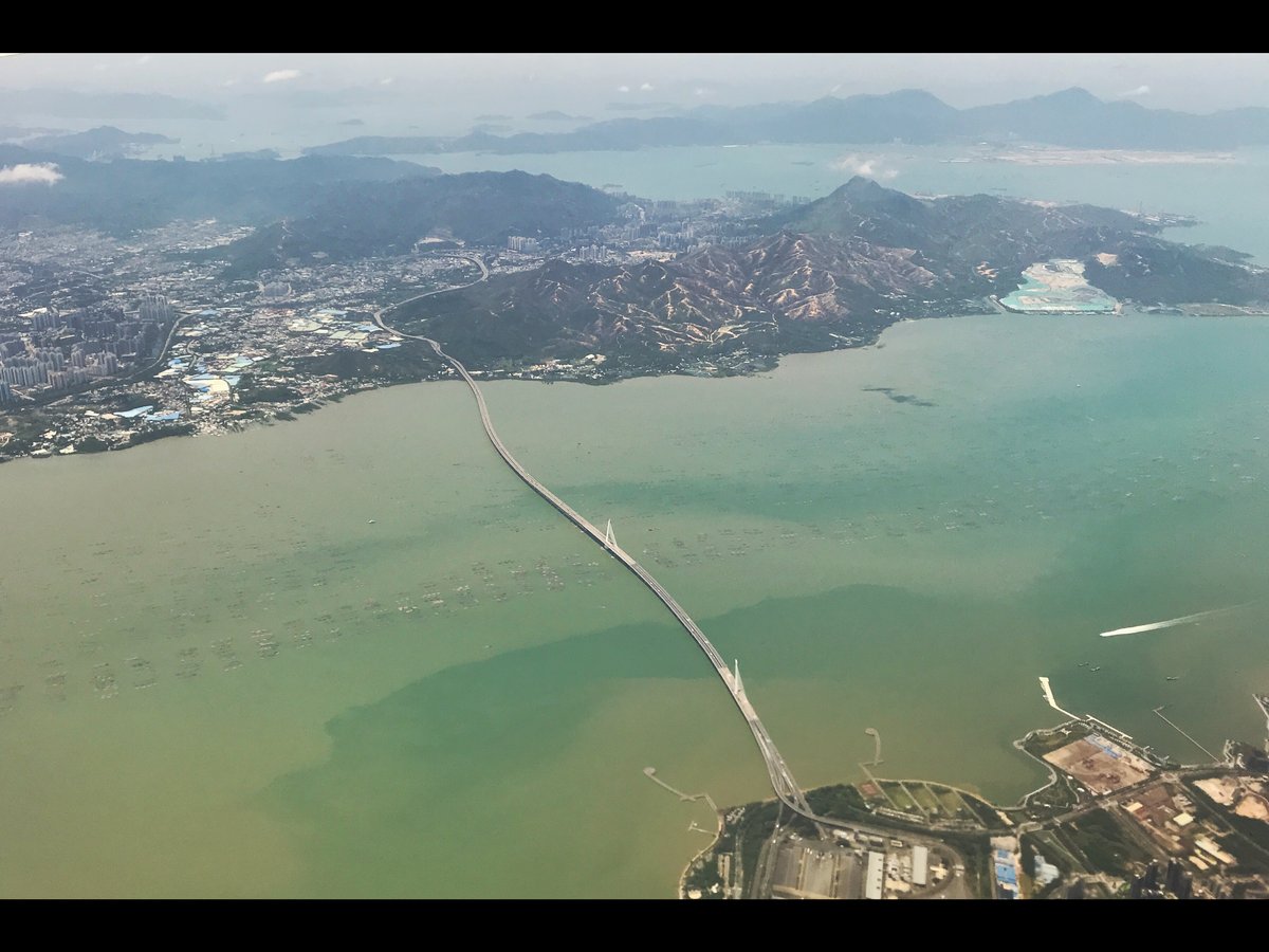 深圳灣大橋及深港西部通道一帶空拍,港人跨境過夜常用路線